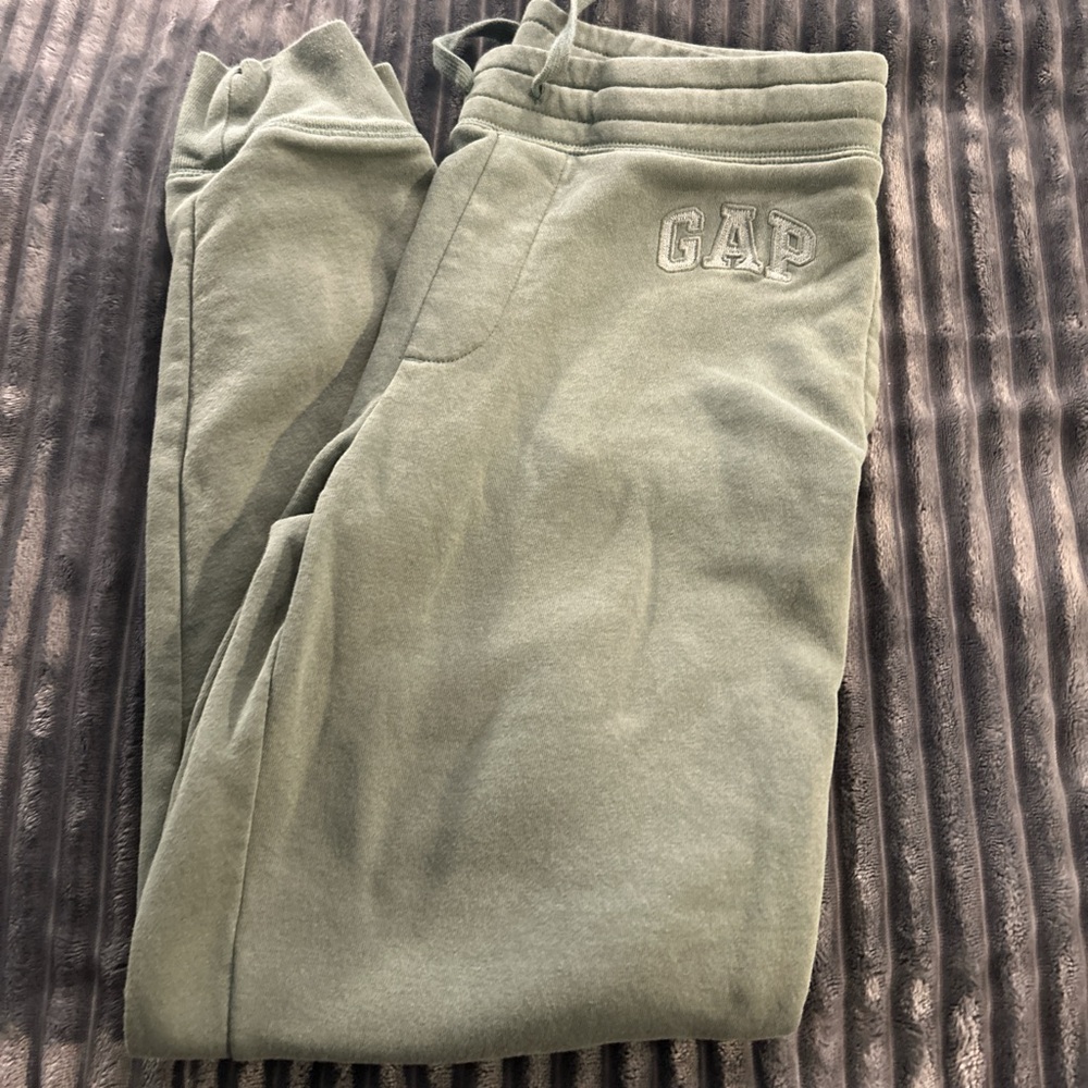 GAP Green Jogger Sweatpants with Elastic Cuffs